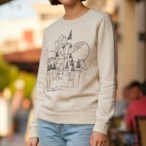 DISNEY PARKS | WALT DISNEY WORLD MAGIC KINGDOM CREW NECK COTTON BLEND PU…
